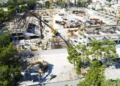 Νέο χωροταξικό-φρένο στην τουριστική υπερεκμετάλλευση: Τι αλλάζει σε ξενοδοχεία και Airbnb
