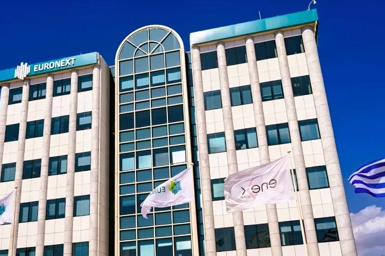 Euronext Athens: Το «λίφτινγκ» που φέρνει πιο κοντά τις ΜμΕ στην άντληση κεφαλαίων