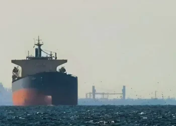 Νέα επίθεση κατά τάνκερ στα Στενά του Ομάν: Ανησυχία για την ασφάλεια της ναυσιπλοΐας