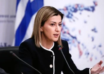 ΠΡΟΛΑΜΒΑΝΩ: Από έκτακτη δράση σε μόνιμο «δίχτυ» υγείας – Τα SMS θα αποστέλλονται κάθε χρόνο