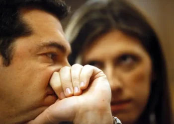 Ζωή Κωνσταντοπούλου Vs Αλέξη Τσίπρα: «Είδα στο Μαξίμου έγγραφα υποκλοπών της ΕΥΠ» – Βαρύτατες αιχμές για παρακρατικές πρακτικές