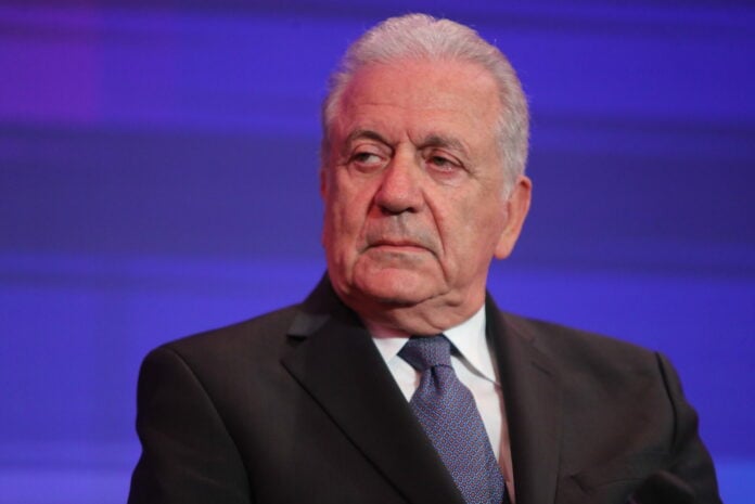Ευρωπαϊκό ένταλμα σύλληψης για τον Δημήτρη Αβραμόπουλο στο πλαίσιο του Qatargate