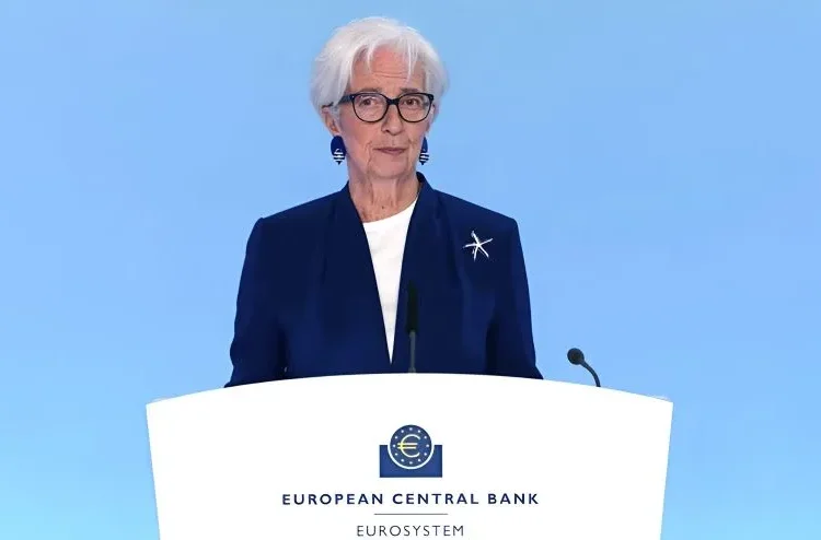 Λαγκάρντ: «Ομόφωνη η αύξηση επιτοκίων – Ήταν η μόνη σωστή απόφαση»