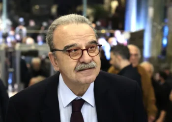 ΣΥΡΙΖΑ σε τροχιά εσωστρέφειας: Η παραίτηση Μαντζουράνη φουντώνει τα σενάρια εξελίξεων