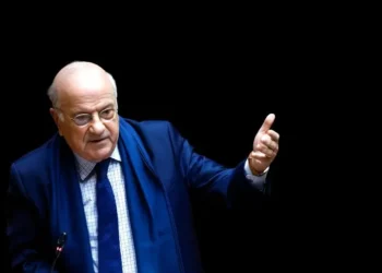 Πέθανε ο Νάσος Αθανασίου: Σίγησε μια γνώριμη φωνή της ελληνικής δημοσιογραφίας