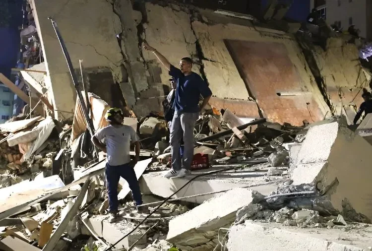 Βενεζουέλα: Διπλός σεισμός 7,2 και 7,5 Ρίχτερ – To Καράκας σε κατάσταση έκτακτης ανάγκης