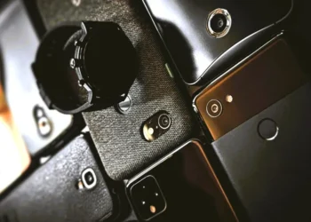 Voucher έως €70 για smartphone: Ποιοι είναι οι δικαιούχοι και πώς θα το αποκτήσουν