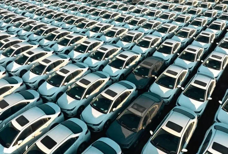 Άνοδος 3,2% στις ταξινομήσεις αυτοκινήτων τον Μάιο: Συνεχίζεται η θετική πορεία της αγοράς