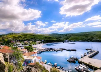 Πράσινη ενέργεια: Ο Άη Στράτης γίνεται μοντέλο για τα μη διασυνδεδεμένα νησιά